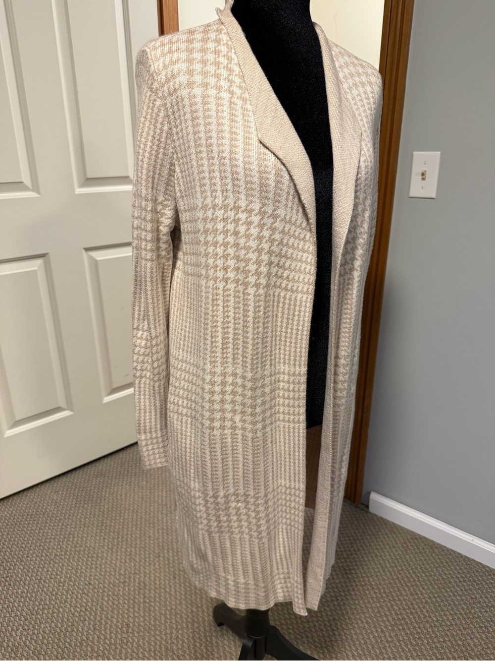 Ann Taylor Petite Long Open Front Cardigan Sweater SP Beige Houndstooth